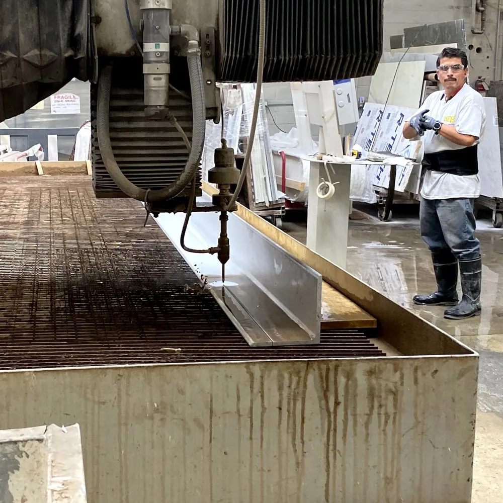 Affordable lawn mowing service experts serving Irvine, CA - Clock Builders