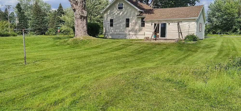 Professional lawn mowing service in West Seneca, NY by Close Cuts Lawn Care