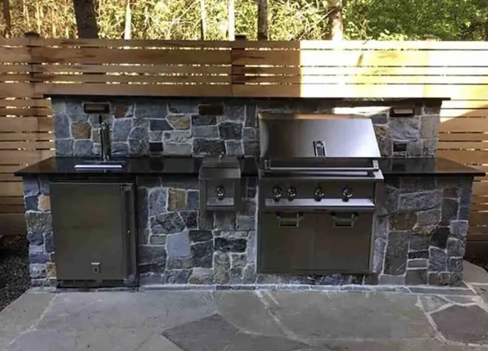 Professional lawn mowing service in Seattle, WA by Closer to Nature Landscape