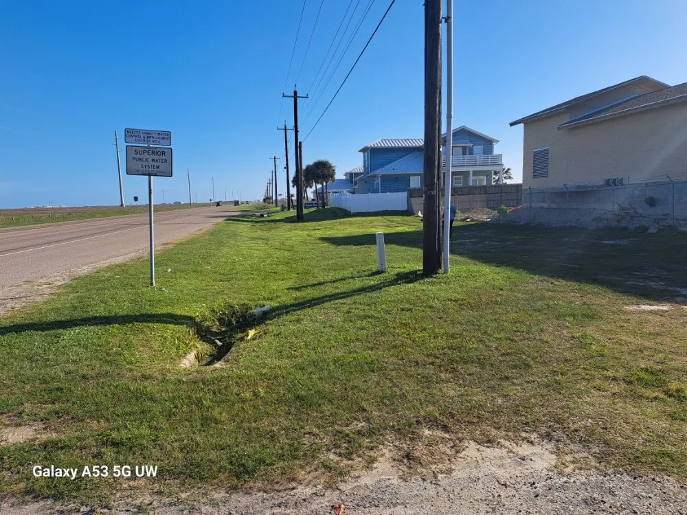 Expert yard cleanup service for homes across Corpus Christi, TX - Cloud 9 Lawncare and Services