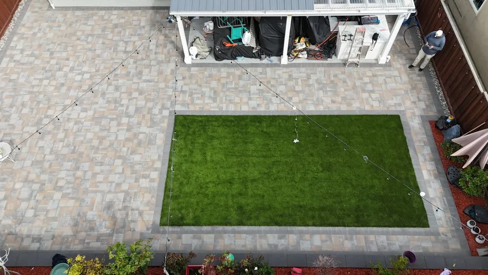 Top-rated yard maintenance for beautiful yards in Saratoga, CA by Clover Hardscape and Construction