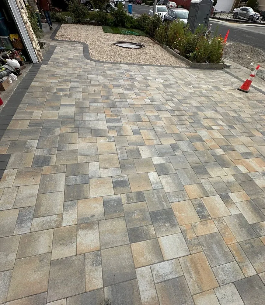 Professional yard maintenance experts serving Saratoga, CA - Clover Hardscape and Construction