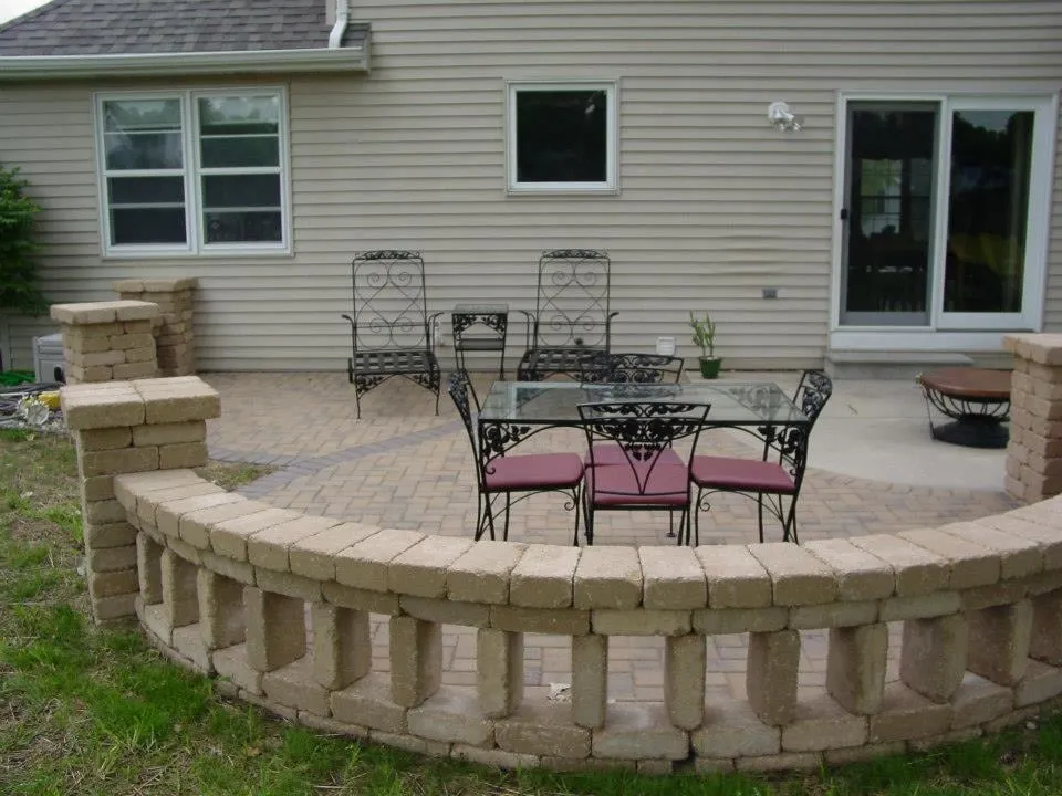 Professional landscaping services for residential properties across Oshkosh, WI - Cloverleaf Landscaping & Retail Center