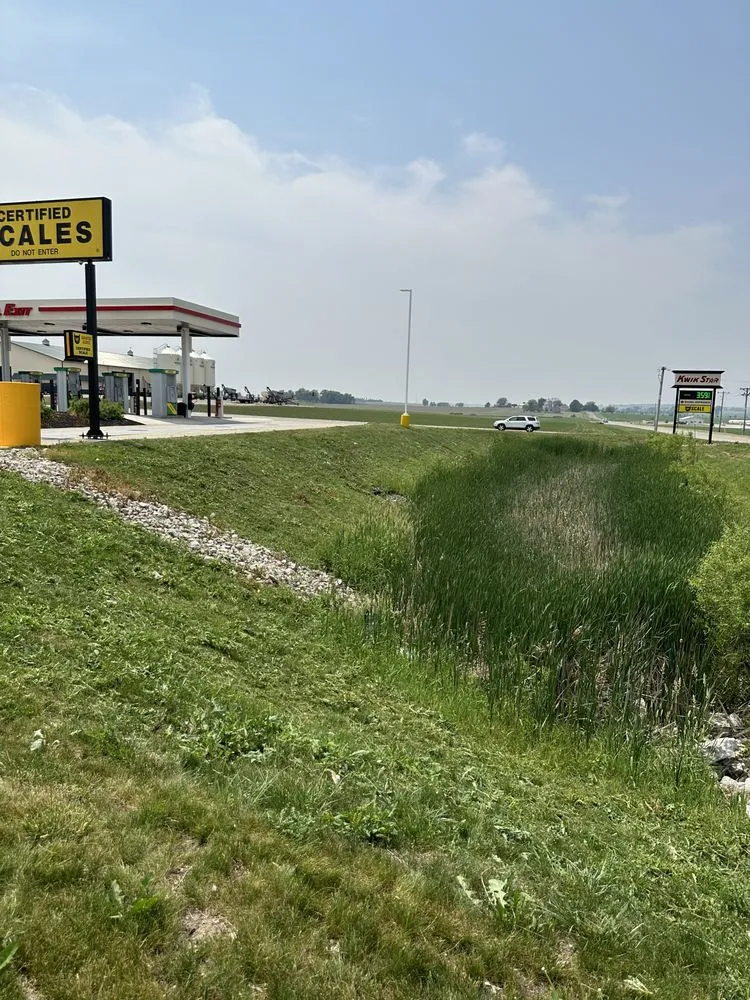 Trusted landscape installation with custom design across Vinton, IA - Clovers Lawn Care