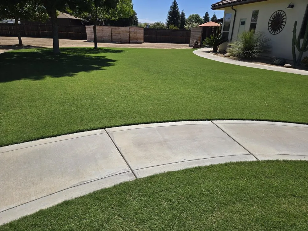 Custom residential landscaping for residential properties in Clovis, CA by Clovis Lawn Services