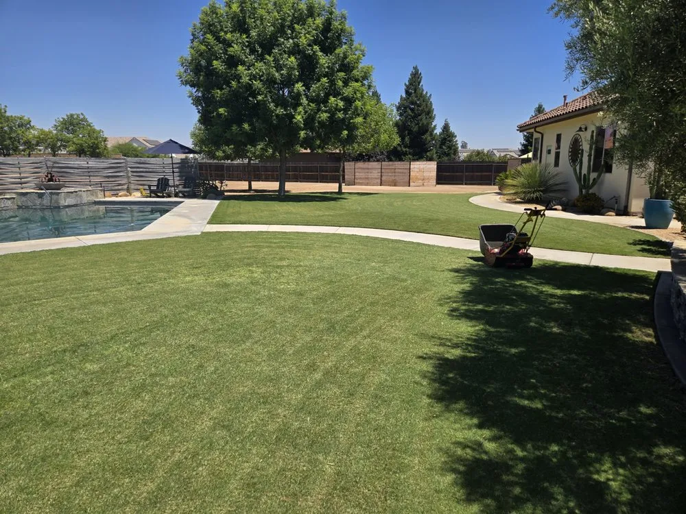 Trusted garden landscaping in Clovis, CA - Clovis Lawn Services