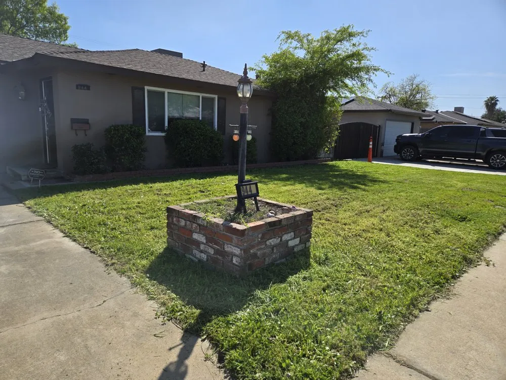 Professional garden landscaping in Clovis, CA - Clovis Lawn Services