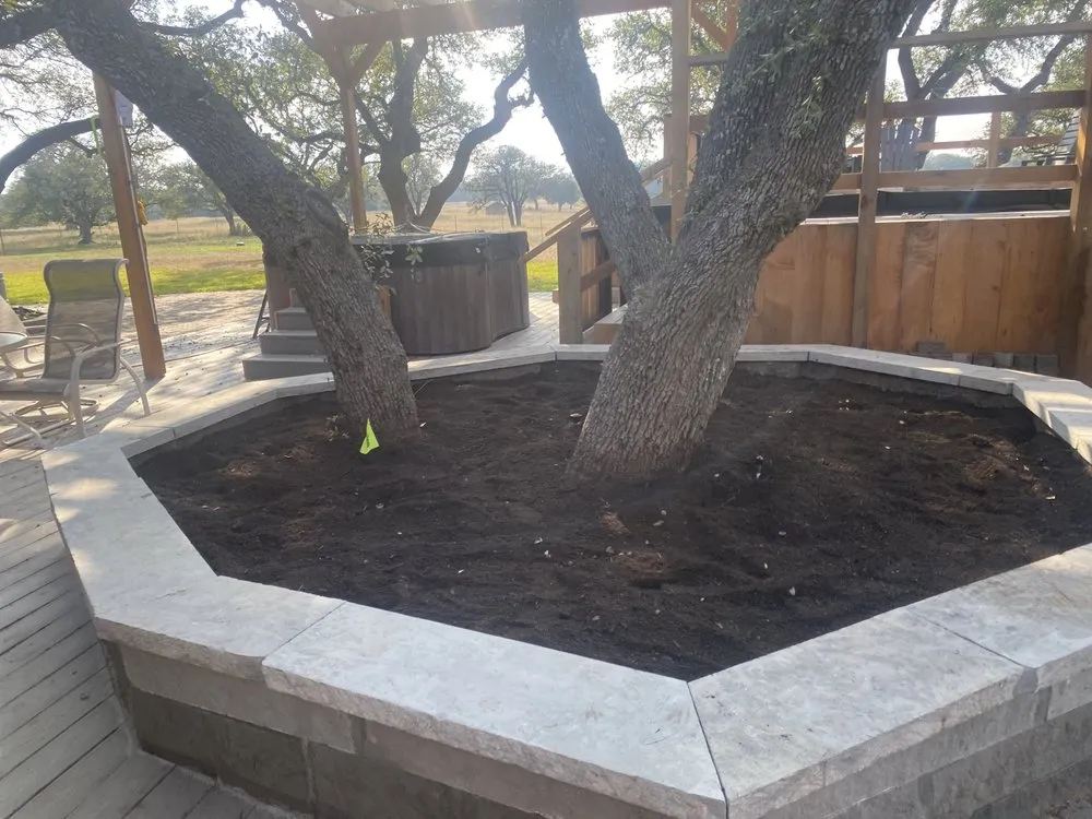 Reliable lawn care service experts serving Leander, TX - Clovis Touch Landscaping