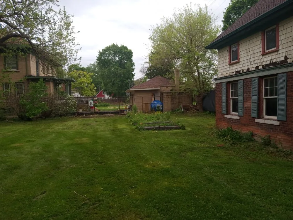 Top-rated yard cleanup service experts serving Detroit, MI - C.L.S. Lawn Care Services