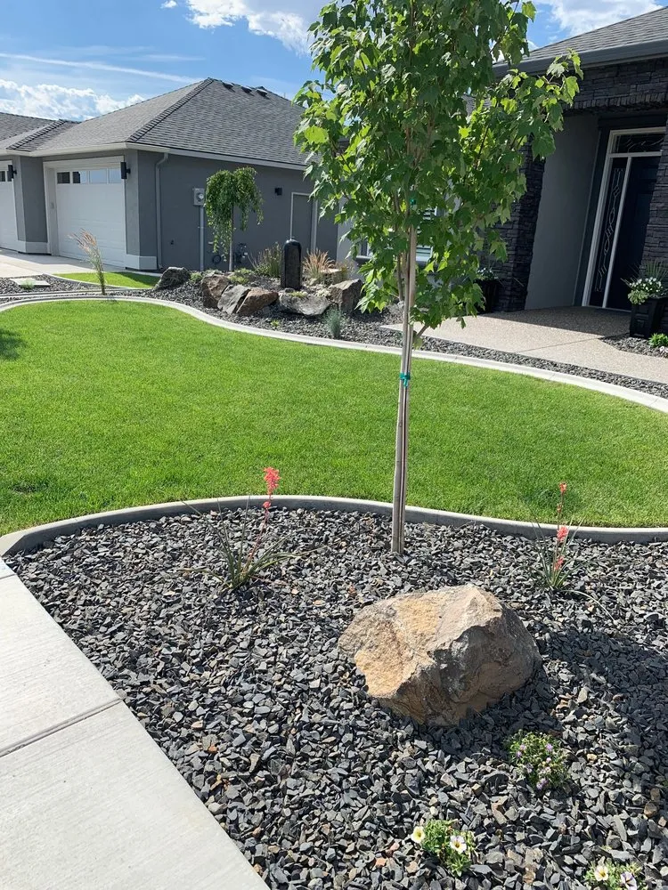 Top-rated yard maintenance for beautiful yards in Kennewick, WA by CLT Landscaping