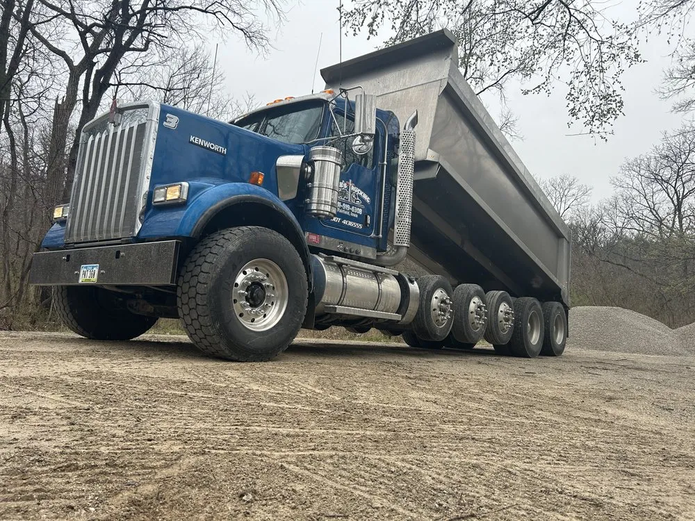 Trusted outdoor landscaping experts serving Fairfield, IA - Clubb’s Trucking