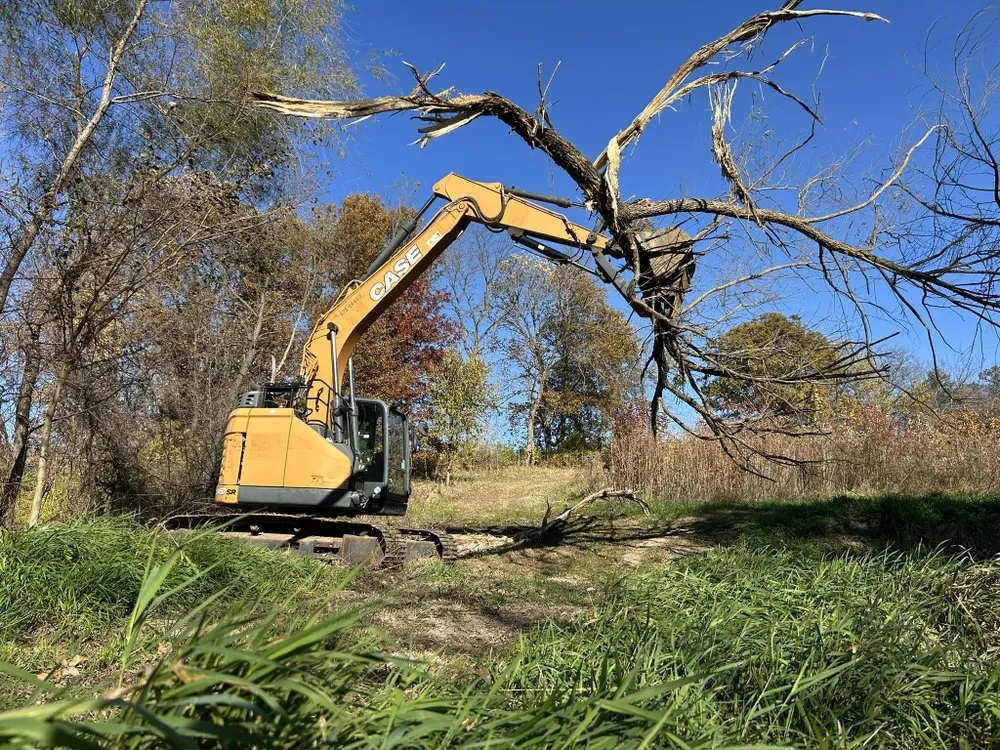 Custom lawn mowing service in Fairfield, IA - Clubb’s Trucking