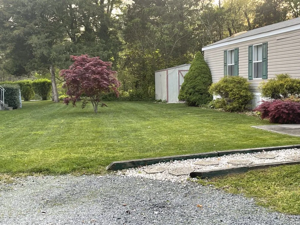Affordable residential landscaping experts serving Aspers, PA - Clucks Clippings