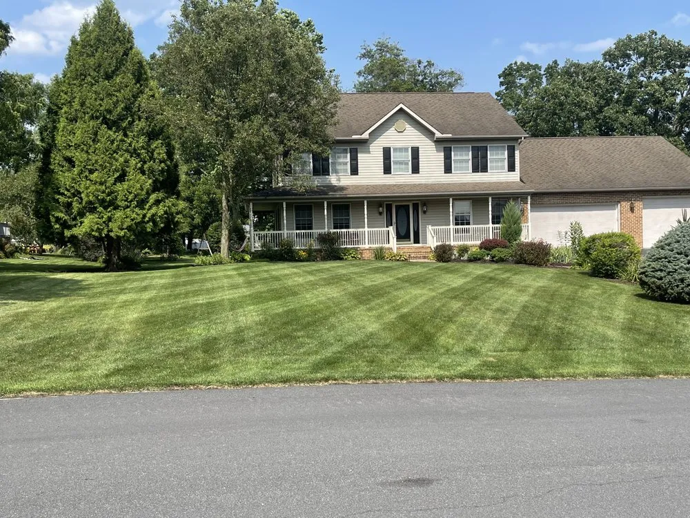 Top-rated yard cleanup service in Aspers, PA - Clucks Clippings