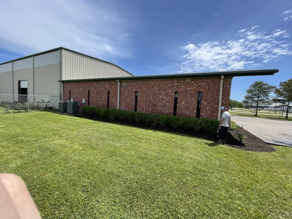 Trusted yard cleanup service in Houston, TX - Clutch City Lawncare