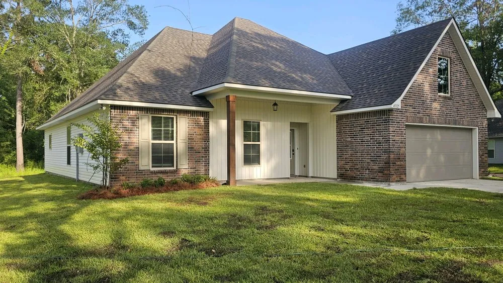 Reliable residential landscaping for residential properties across Covington, LA - CLW Landscaping