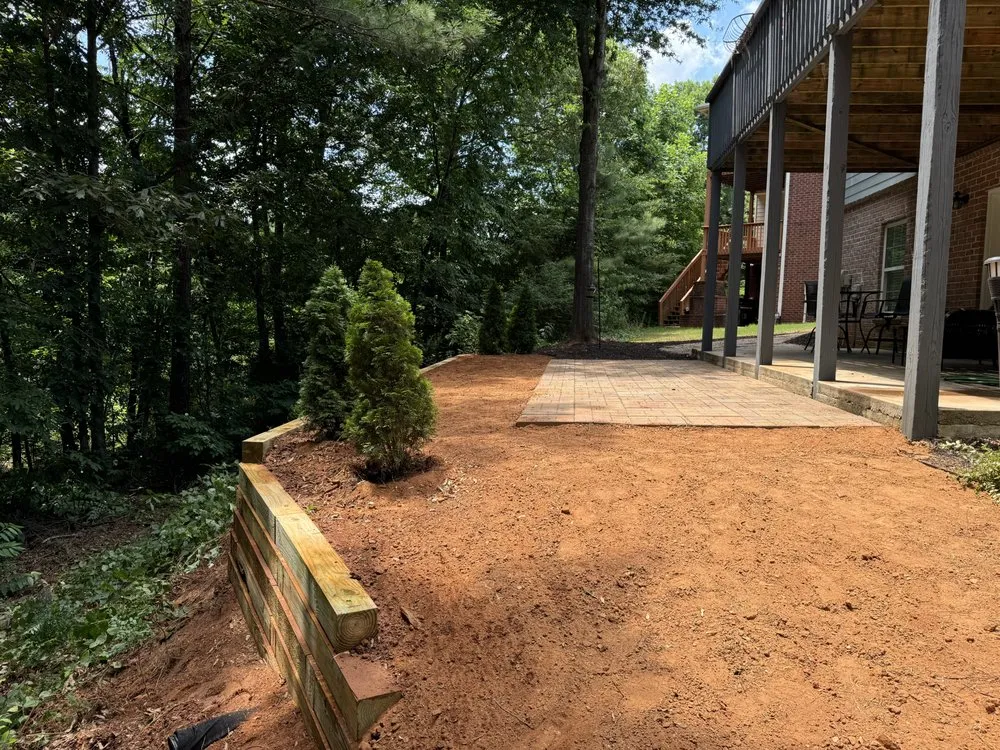 Affordable yard cleanup service in Duluth, GA - Clydehorse Landscaping