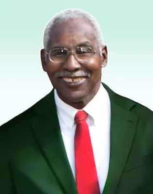 Clyde's Yard Care Logo