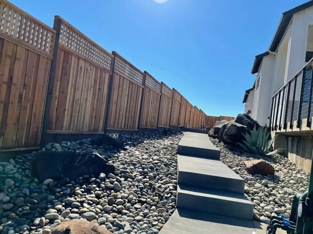 Professional yard cleanup service experts serving Santa Rosa, CA - CM Custom Maintenance Landscaping