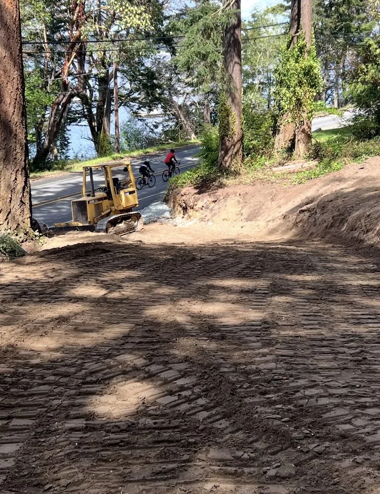 Professional garden landscaping in Coupeville, WA by CM Earthscapes