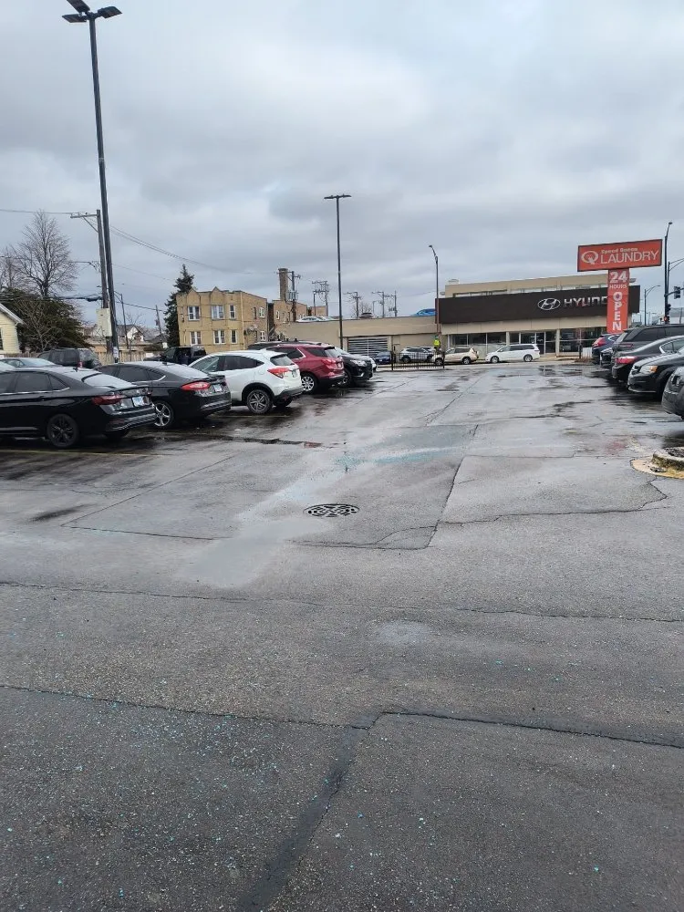 Reliable lawn mowing service near you in Chicago, IL by C&M Group