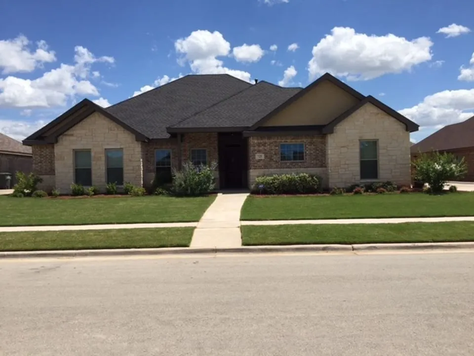 Affordable outdoor landscaping in Abilene, TX by CM Landscape Services