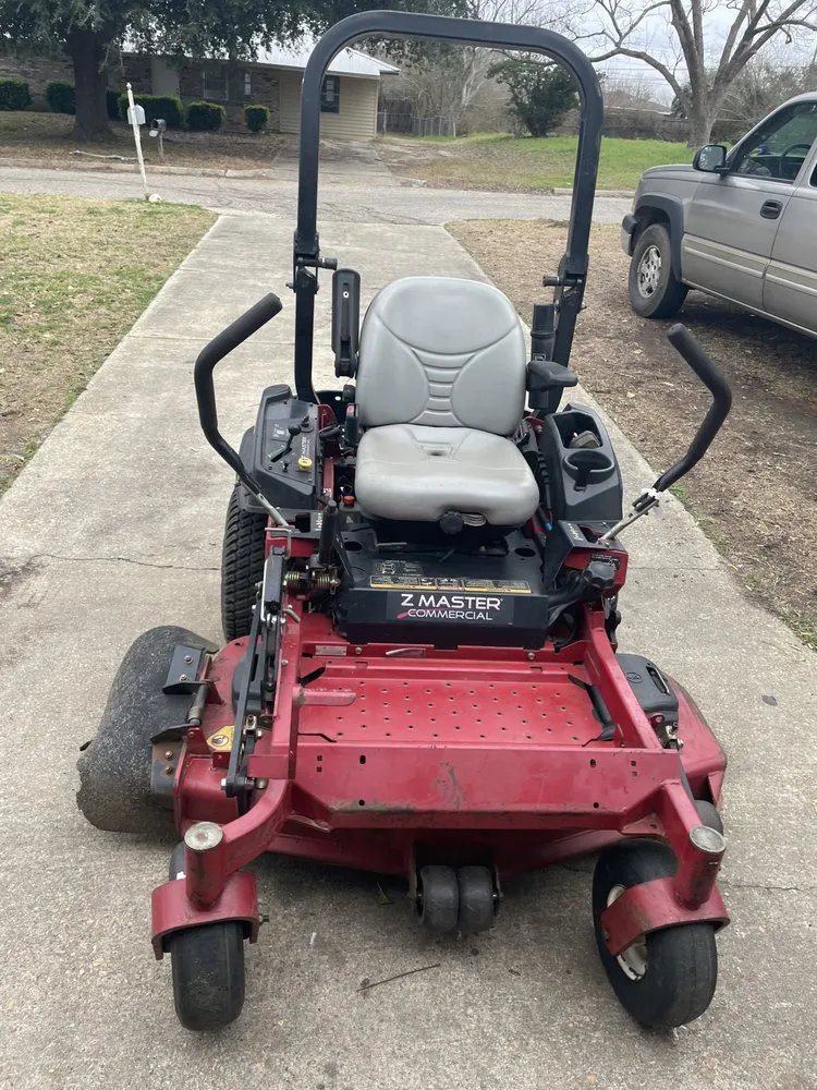 Expert yard maintenance in Dothan, AL by C&M Landscaping & Lawnmower Repair