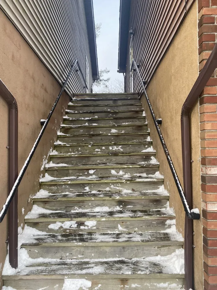 Affordable landscape installation experts serving Effort, PA - C&M Landscaping