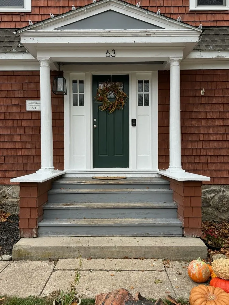 Custom garden landscaping near you in Richmond, RI by C&M Landscaping