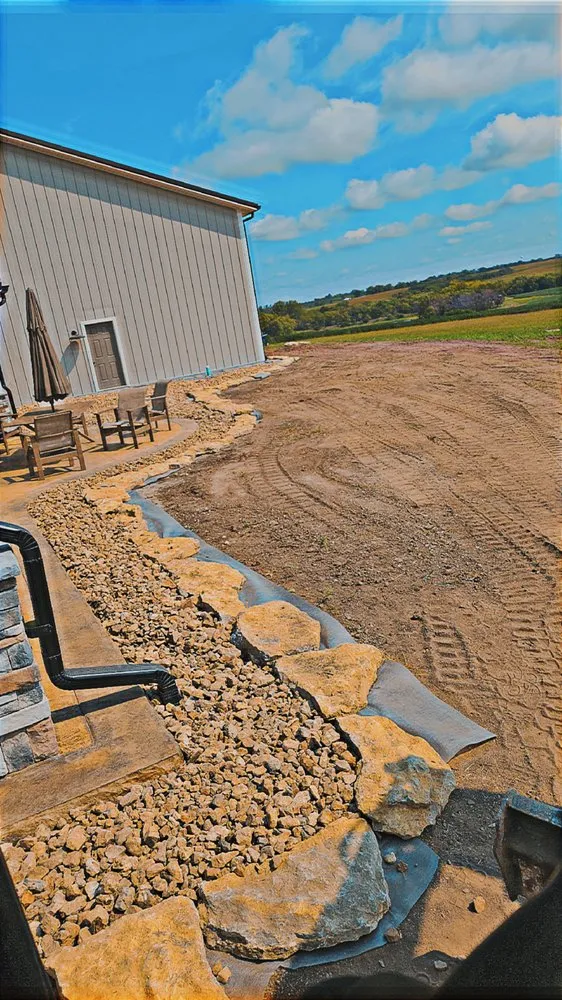 Expert yard maintenance in Breckenridge, MO - C&M Mechanical