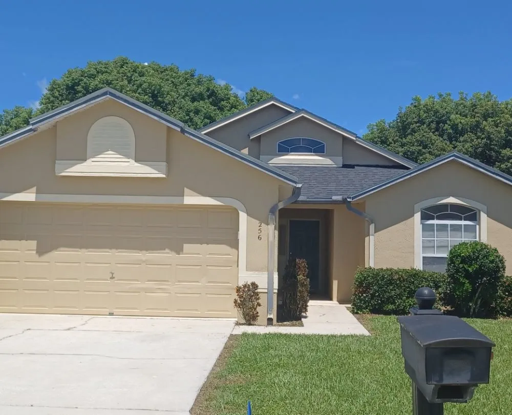 Trusted garden landscaping in Frostproof, FL by C&M Painting and Handyman services