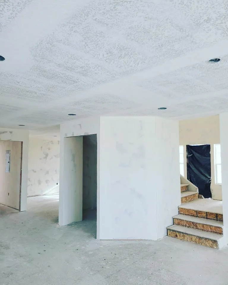 Custom yard cleanup service experts serving Logan, UT - CM Pro Painting & Drywall