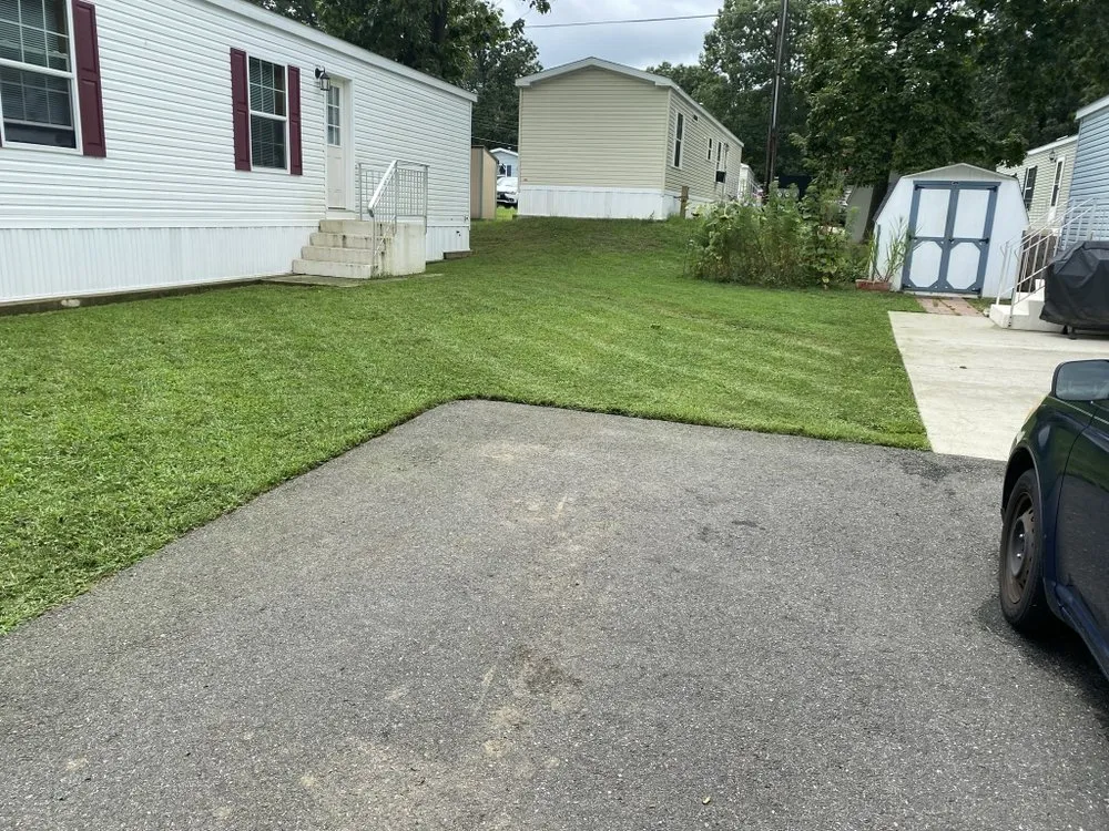 Custom yard maintenance in Vineland, NJ - CM Services