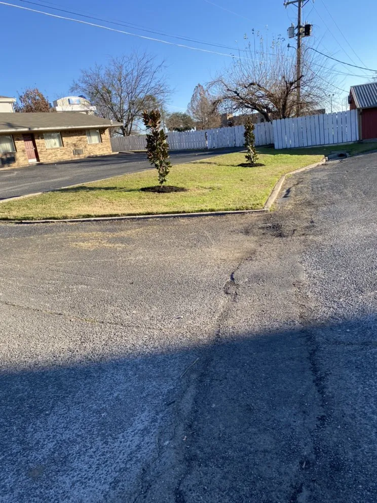 Affordable yard maintenance in Alvord, TX by C&M Total Lawn Care