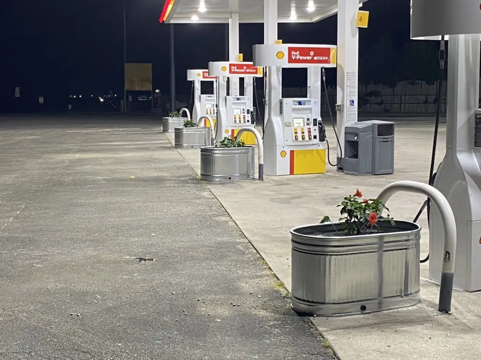 Local garden landscaping for homes in Alvord, TX by C&M Total Lawn Care