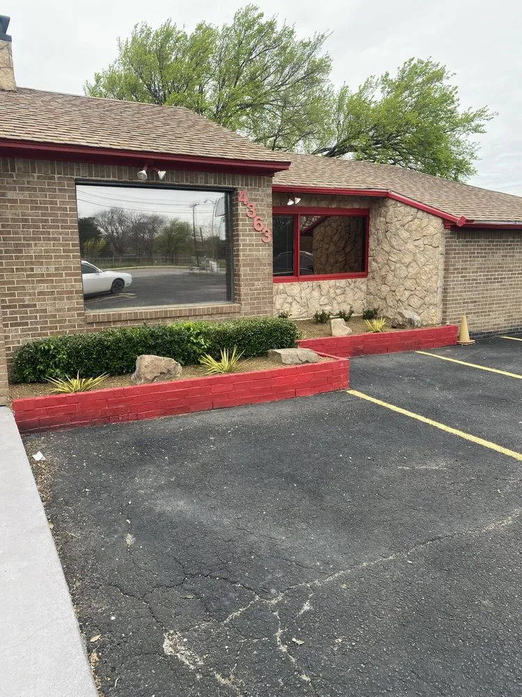 Custom landscape design in Dallas, TX - CMC Landscaping and Construction