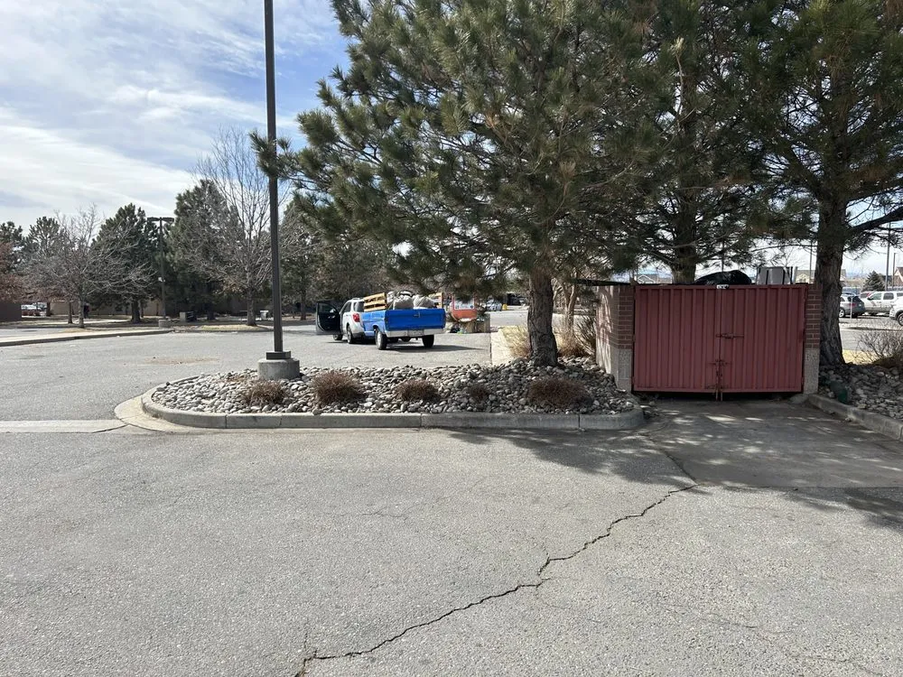 Affordable lawn mowing service experts serving Denver, CO - CMC Lawn & Home Maintenance