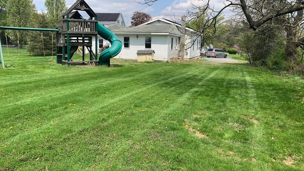 Affordable garden landscaping experts serving Lehighton, PA - CME Finest Lawn Care & Snow Removal