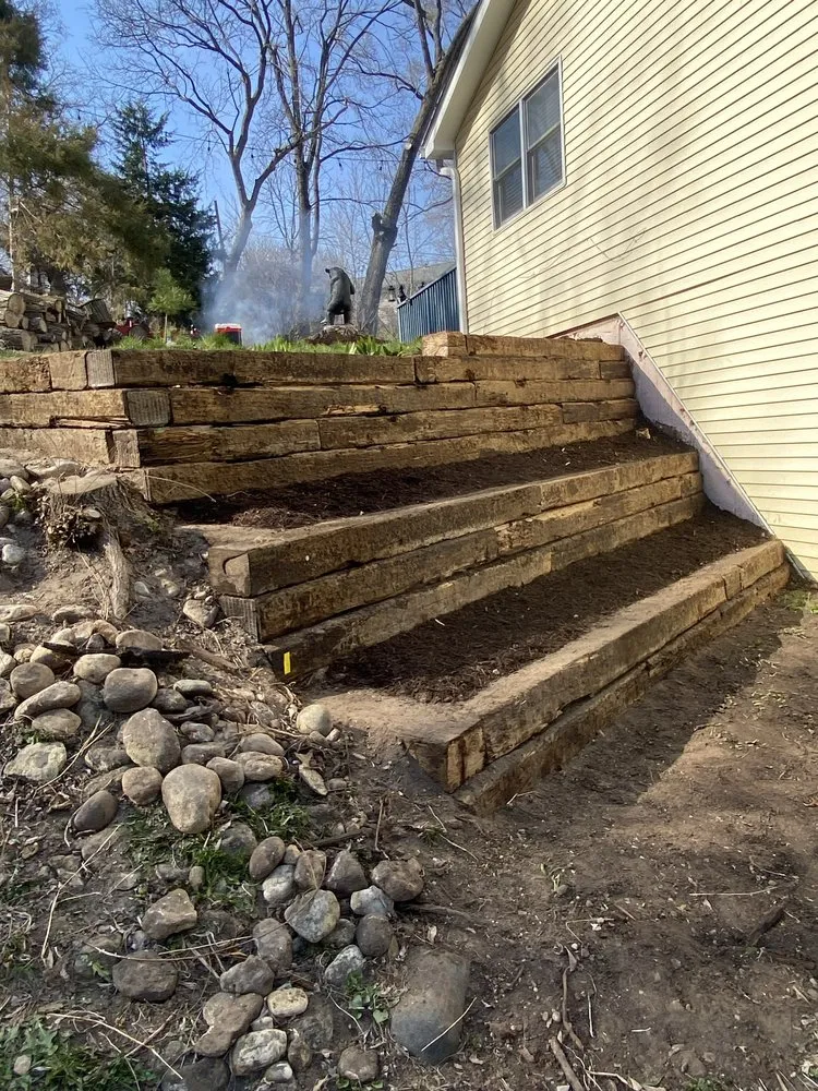 Affordable outdoor landscaping experts serving McHenry, IL - CMG Landscaping Services