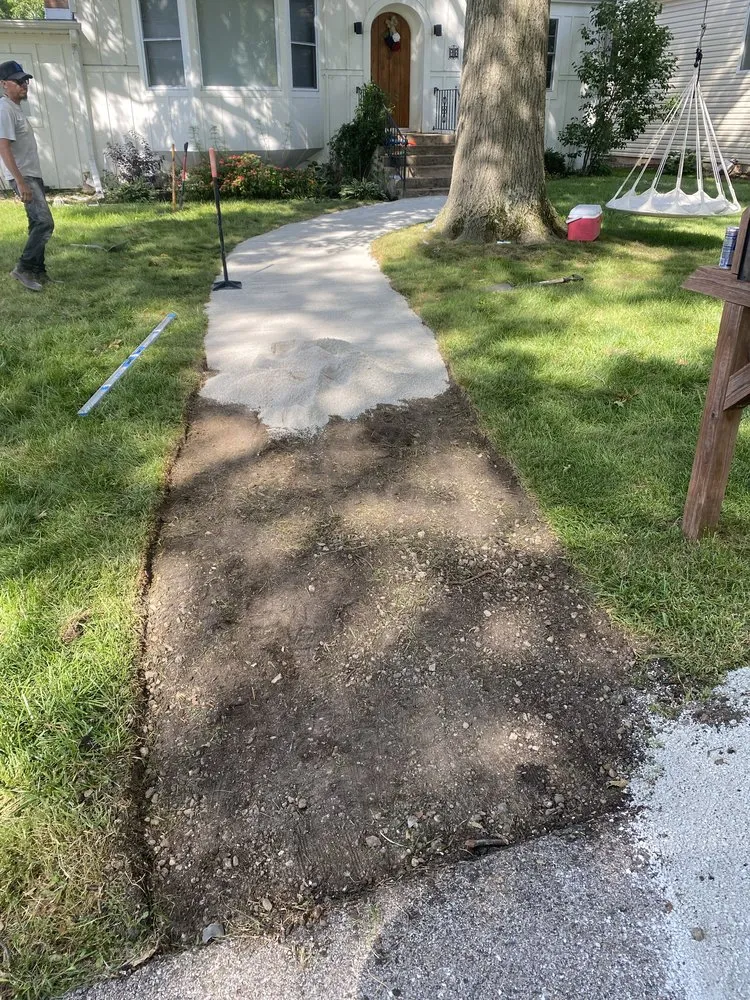 Custom lawn care service near you across McHenry, IL - CMG Landscaping Services