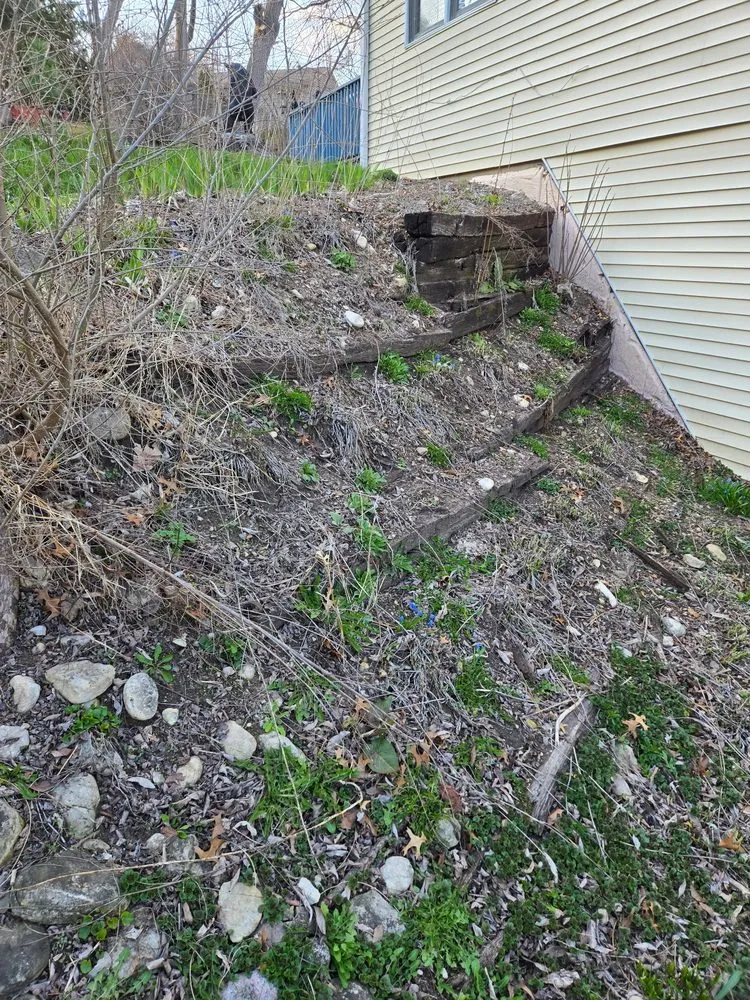 Professional residential landscaping experts serving McHenry, IL - CMG Landscaping Services