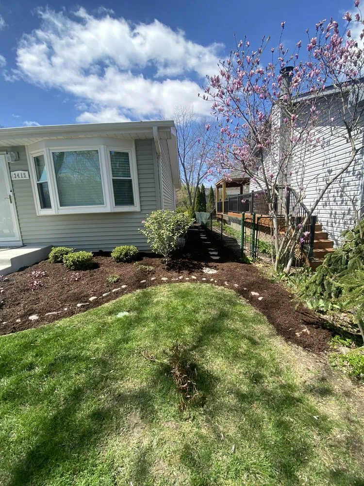 Local garden landscaping in McHenry, IL - CMG Landscaping Services
