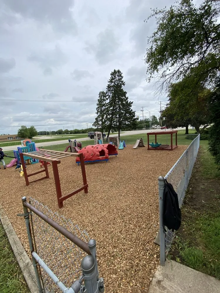 Reliable outdoor landscaping with custom design in McHenry, IL by CMG Landscaping Services