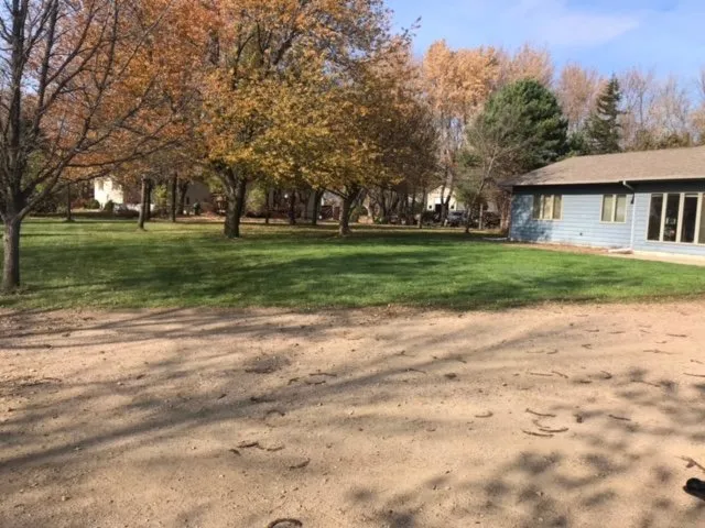 Reliable yard maintenance in Sioux Falls, SD by CMG Property Maintenance