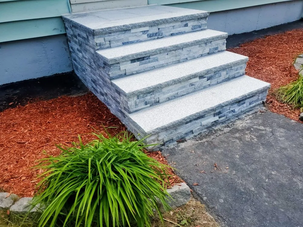 Expert lawn mowing service experts serving Lowell, MA - CMH Cleydson Masonry