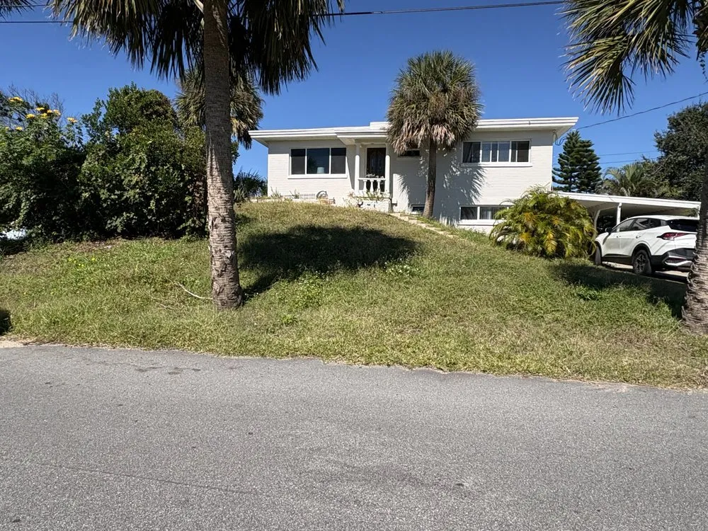 Custom yard cleanup service in Saint Augustine, FL - CMKs Lawn Care