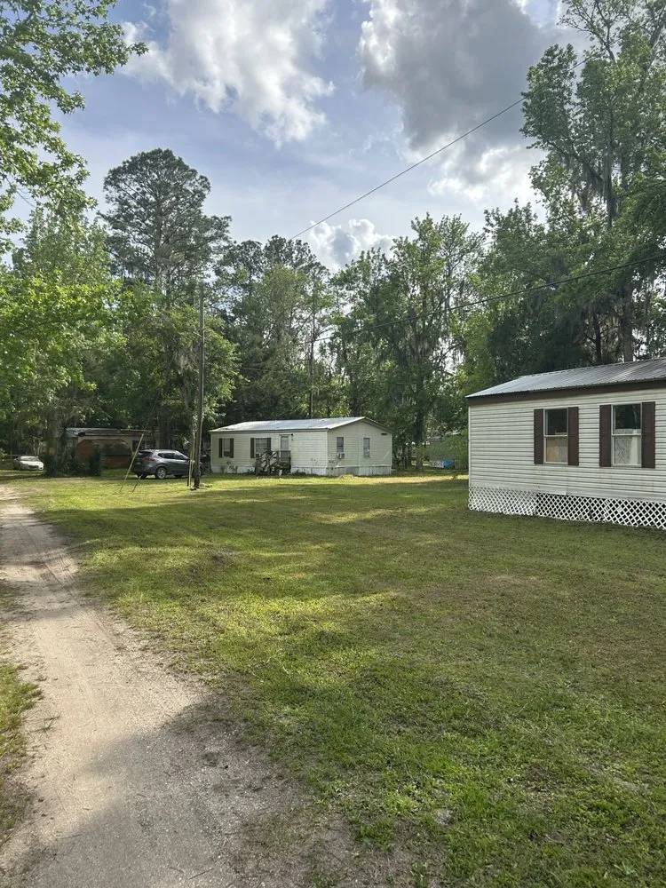 Affordable lawn care service in Saint Augustine, FL - CMKs Lawn Care