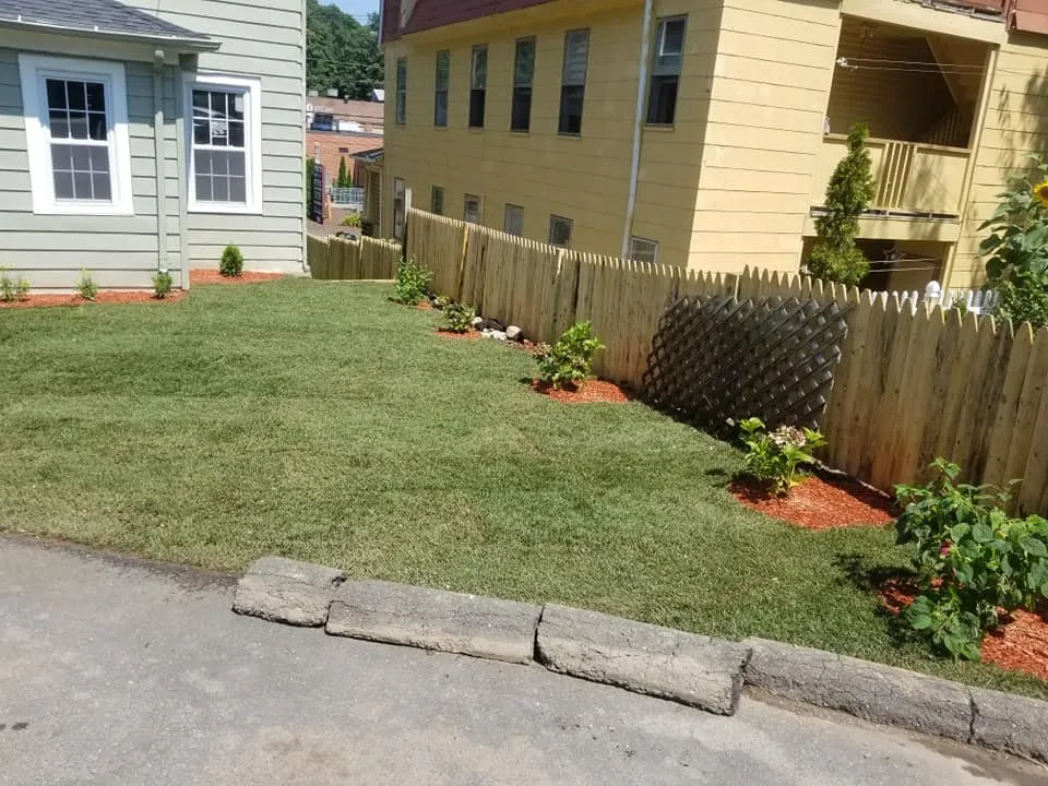 Reliable yard maintenance in Brewster, NY - CML Landscaping