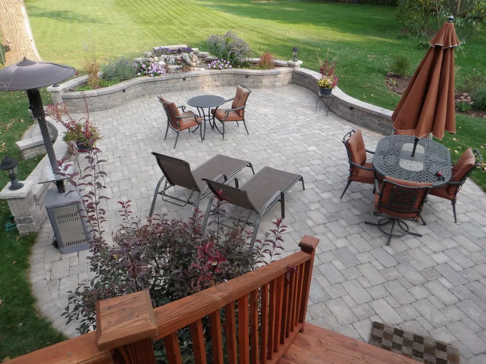 Custom yard maintenance in Downers Grove, IL by CMS Landscapes