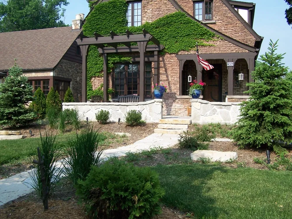 Expert yard cleanup service in Downers Grove, IL - CMS Landscapes